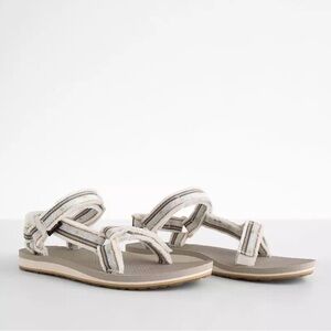 Teva Women's Original Universal Sandal Maressa Birch Size 8 NIB Adjustable